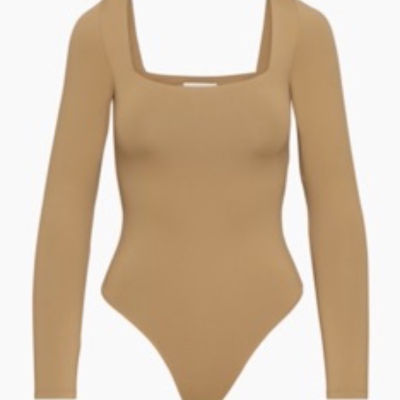 Babaton Contour Squareneck Longsleeve Bodysuit - Picture 3 of 4